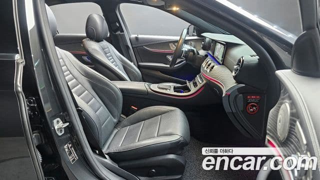 Mercedes-Benz E-Class 2022 — Фото 11/20