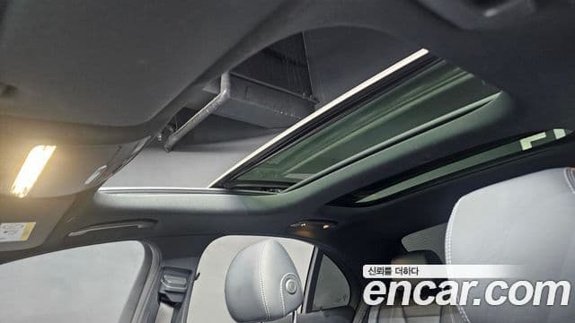Mercedes-Benz E-Class 2022 — Фото 17/20