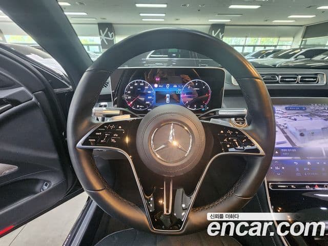 Mercedes-Benz S-Class 2023 — Photo 3/20