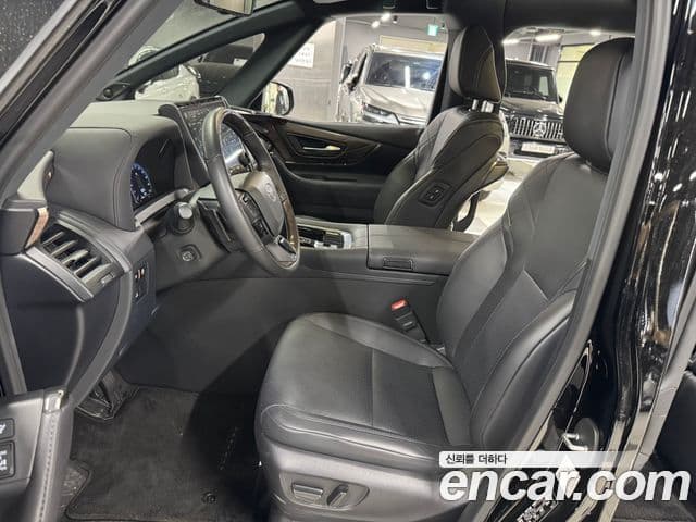 Toyota Alphard 2024 — ფოტო 9/14