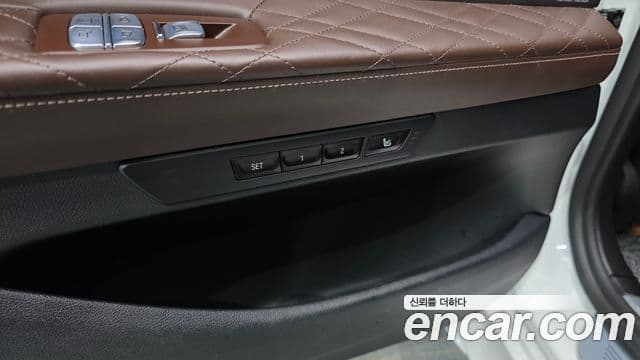 BMW 7 Series 2020 — Photo 34/34