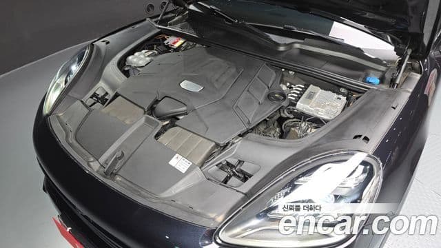 Porsche Cayenne 2020 — Şəkil 6/20