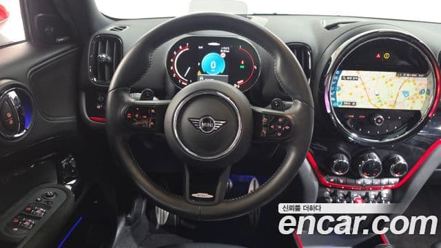 Mini Cooper S Countryman 2023 — Фото 12/20