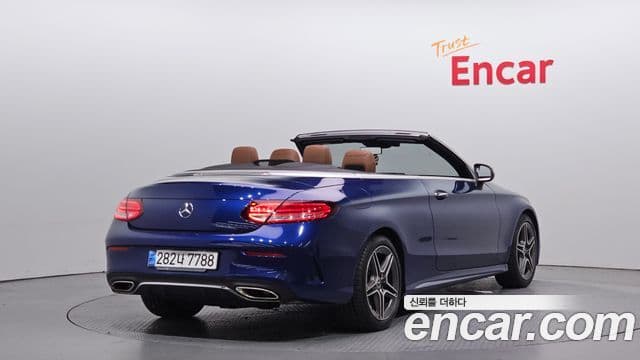 Mercedes-Benz C-Class 2019 — Şəkil 2/20