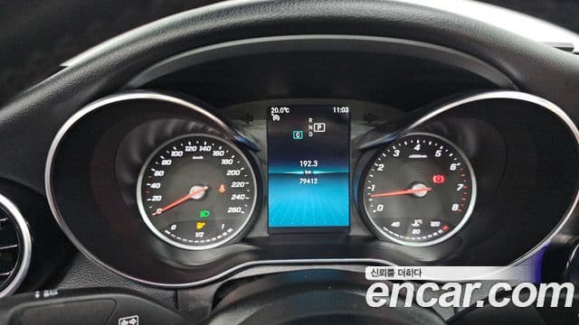 Mercedes-Benz C-Class 2019 — Şəkil 8/20