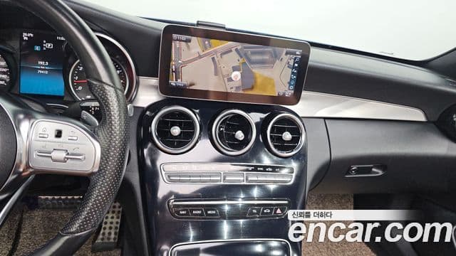 Mercedes-Benz C-Class 2019 — Şəkil 12/20
