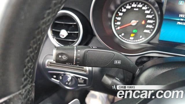 Mercedes-Benz C-Class 2019 — Şəkil 20/20