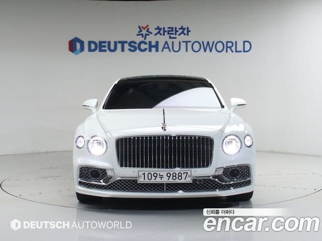 Bentley Flying Spur 2021 — ფოტო 2/20