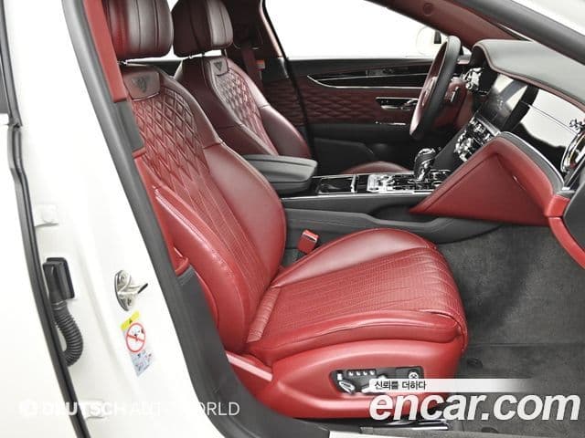 Bentley Flying Spur 2021 — фото 9 из 20
