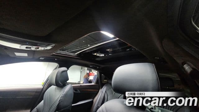 Genesis Electrified G80 2023 — ფოტო 16/20