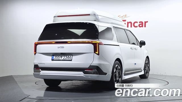 Kia Carnival 2025 — Фото 2/20