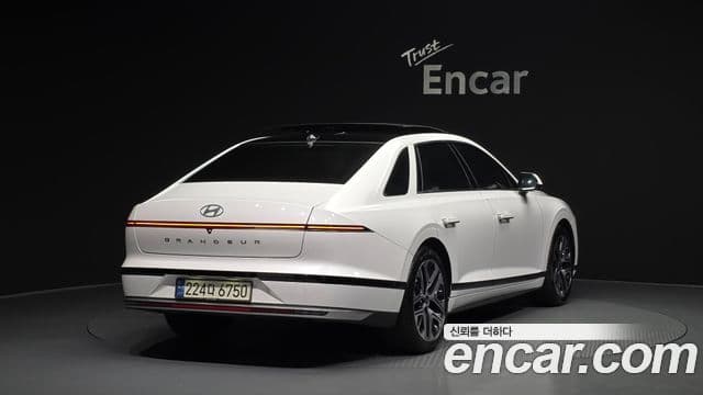 Hyundai Grandeur 2024 — ფოტო 2/20