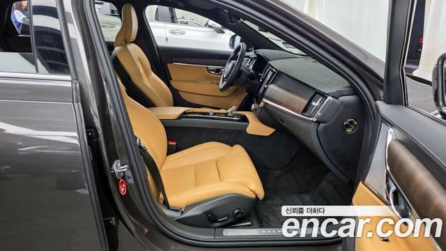 Volvo S90 2022 — ფოტო 11/20