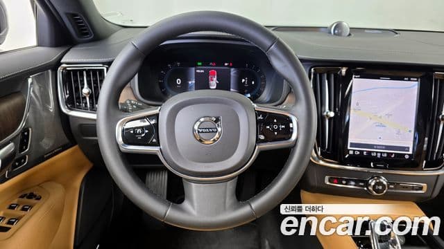 Volvo S90 2022 — ფოტო 13/20