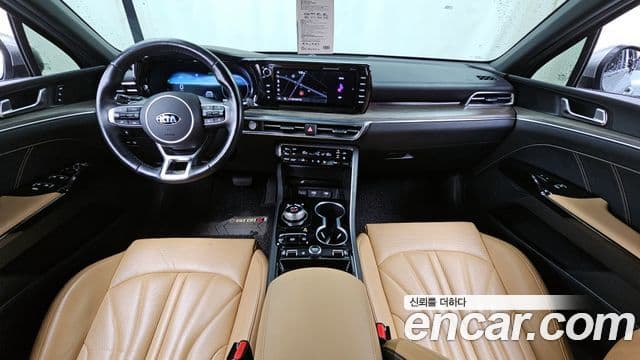 Kia K5 2020 — ფოტო 7/20