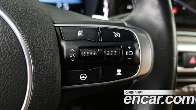 Kia K5 2020 — ფოტო 18/20