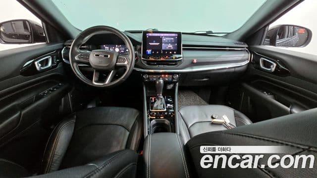 Jeep Compass 2022 — ფოტო 9/20
