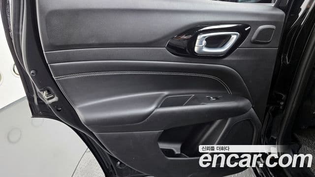 Jeep Compass 2022 — Şəkil 3/30