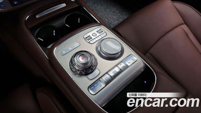 Genesis G90 2024 — ფოტო 9/20