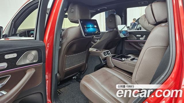 Mercedes-Benz GLS-Class 2023 — Photo 5/36