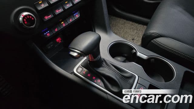 Kia Sportage The Bold 2020 — Фото 9/20