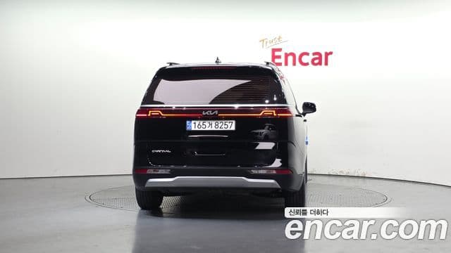 Kia Carnival 2022 — Фото 4/20