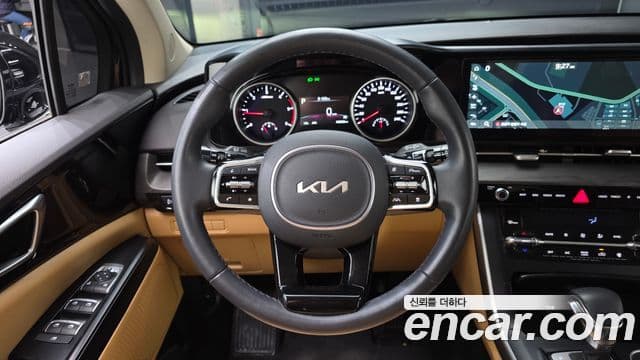 Kia Carnival 2022 — Фото 13/20