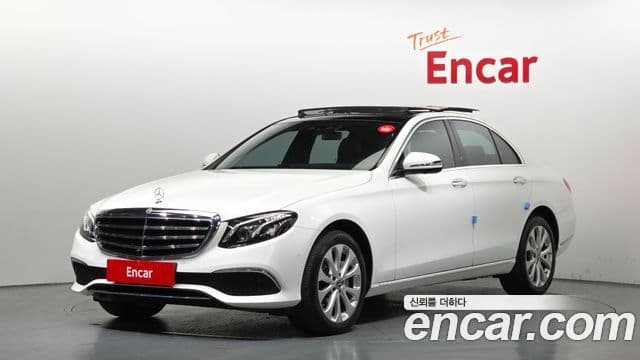 Mercedes-Benz E-Class 2019 — Şəkil 20/20