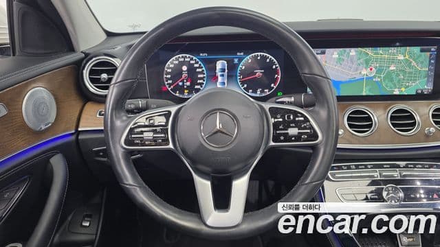 Mercedes-Benz E-Class 2019 — Şəkil 14/20