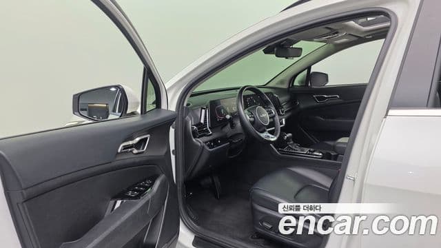 Kia Sportage 2023 — Фото 12/20