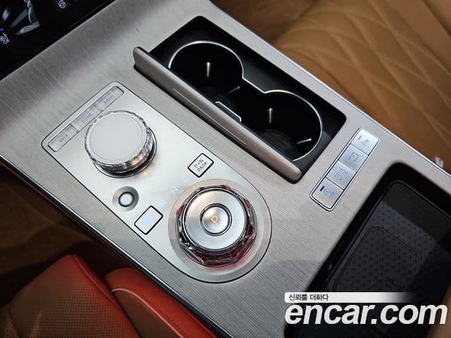 Genesis Electrified G80 2025 — Şəkil 8/20