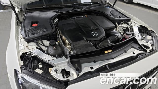 Mercedes-Benz E-Class 2022 — Фото 6/20
