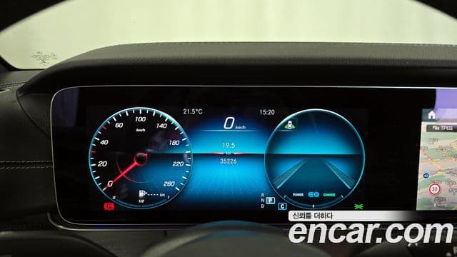 Mercedes-Benz E-Class 2022 — Фото 8/20