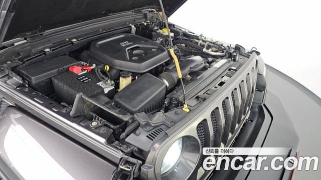 Jeep Wrangler 2018 — Şəkil 6/20
