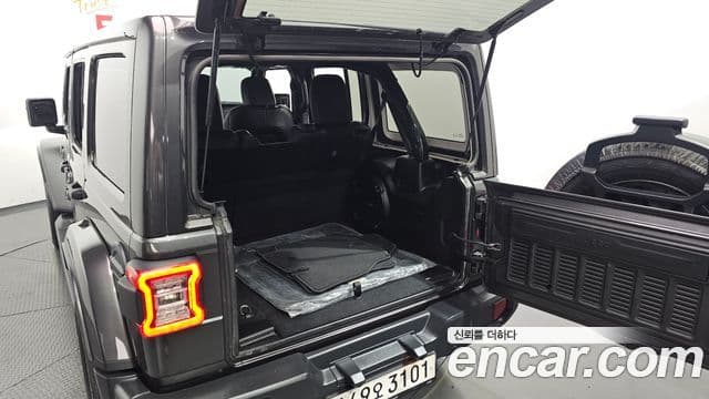 Jeep Wrangler 2018 — Şəkil 20/20