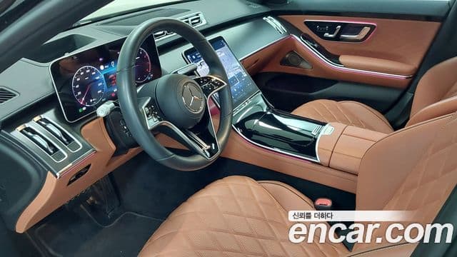 Mercedes-Benz S-Class 2025 — Фото 14/17
