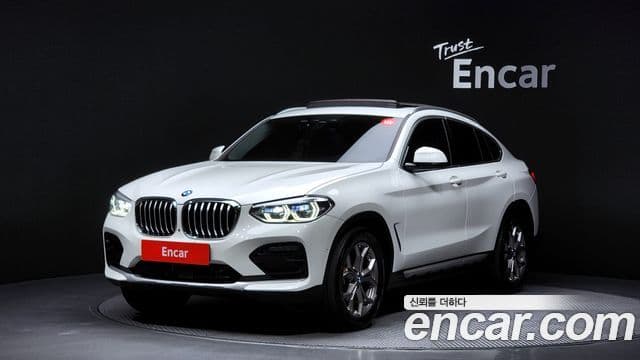 BMW X4 2021 — Şəkil 9/20