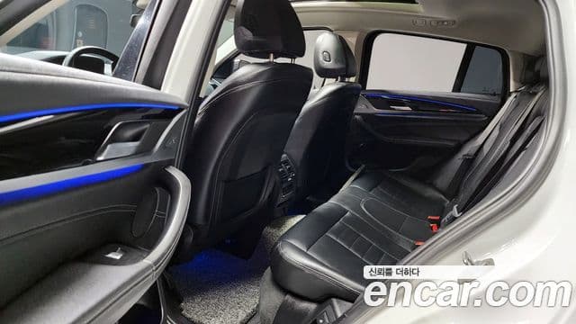 BMW X4 2021 — Şəkil 14/20