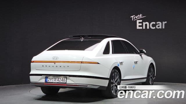 Hyundai Grandeur 2023 — Şəkil 2/20