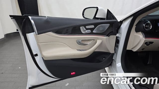 Mercedes-Benz CLS-Class 2021 — Photo 30/34