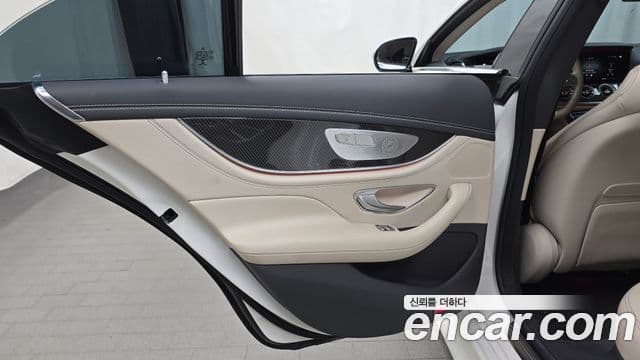 Mercedes-Benz CLS-Class 2021 — Photo 20/34