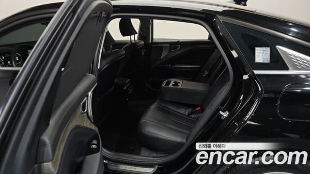 Kia K8 2022 — Şəkil 12/20