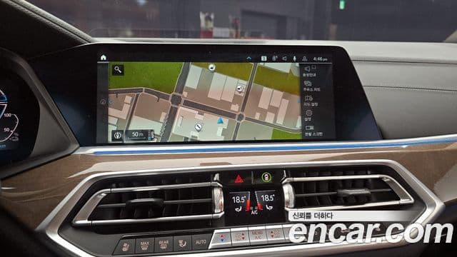 BMW X5 2021 — Photo 12/20