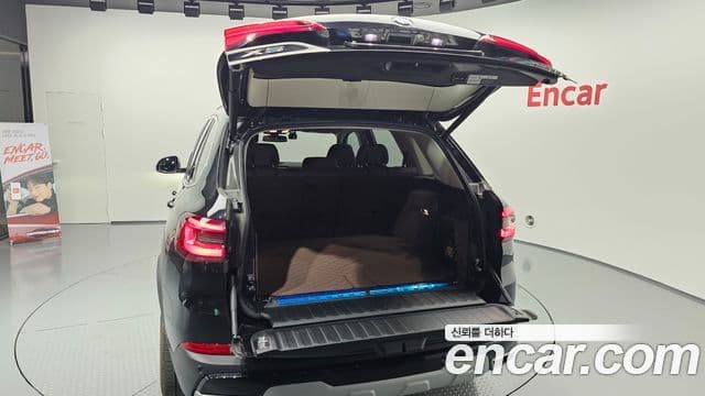 BMW X5 2021 — Photo 1/20