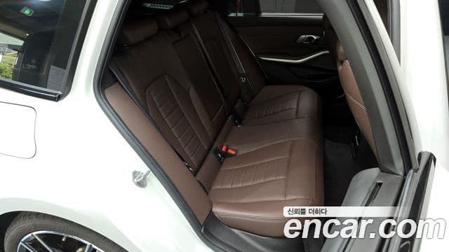 BMW 3 Series 2025 — ფოტო 11/20