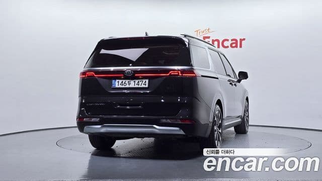 Kia Carnival 2021 — Фото 4/20