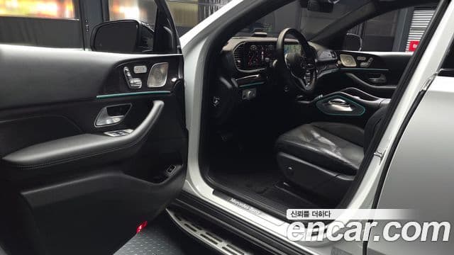 Mercedes-Benz GLE-Class 2022 — Фото 10/20