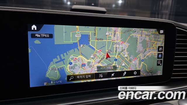 Mercedes-Benz GLE-Class 2022 — Photo 6/36