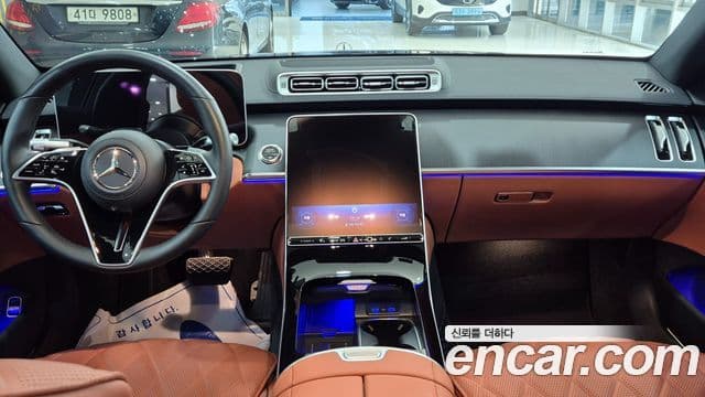 Mercedes-Benz S-Class 2025 — Фото 10/20