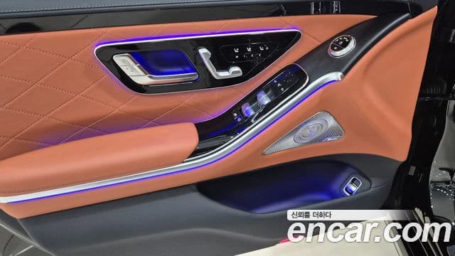 Mercedes-Benz S-Class 2025 — Фото 11/20